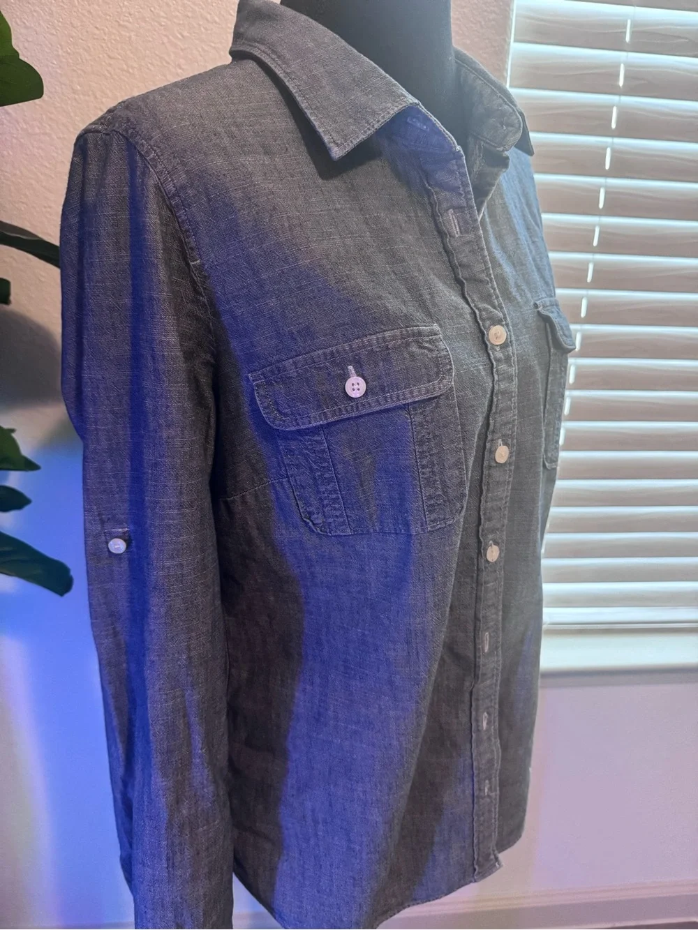 J.Crew Chambray Button Down Shirt Gray Blue Long Sleeve Size Medium